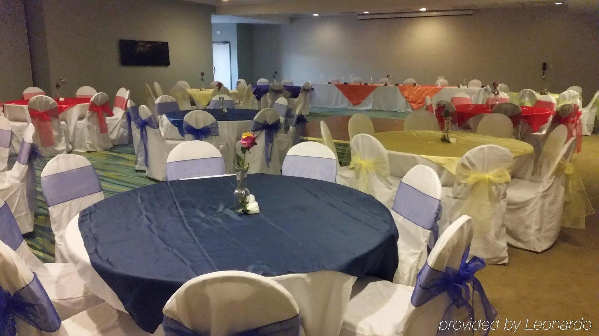 Holiday Inn North Phoenix Dış mekan fotoğraf