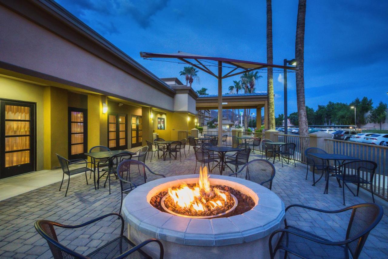 Holiday Inn North Phoenix Dış mekan fotoğraf